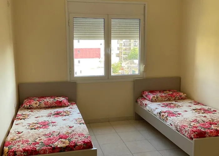 Entony * Vlorë